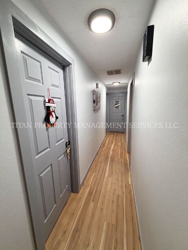 Building Photo - Country Comfort Meets Modern Living-Spacious 3BR Home with Shop and Hot Tub