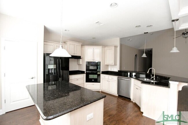 Building Photo - 85 Golden Rod Loop