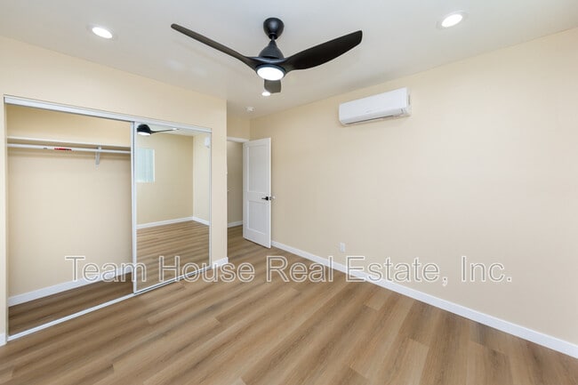 Building Photo - 7671 Quakertown Ave