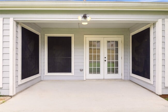 Building Photo - 16625 Ivy Grove Dr