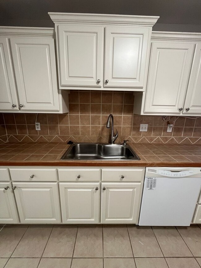 Building Photo - Approved applicant