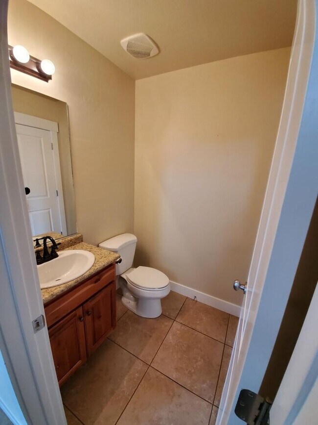 Building Photo - 1049 Quarry View Way
