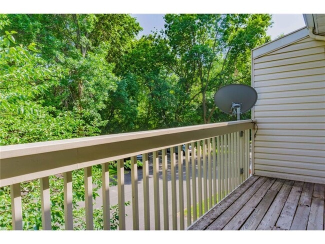 Building Photo - 17494 Pond Cir