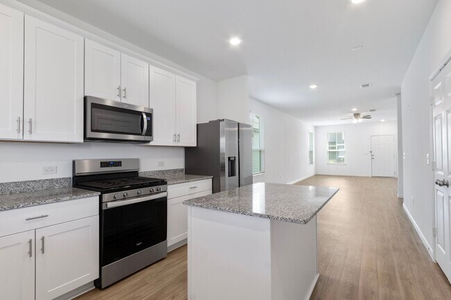 Building Photo - 17714 Winnower Ln