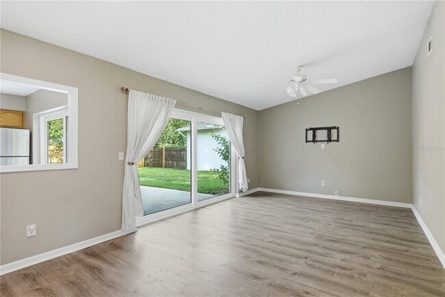 Building Photo - 2914 Cypress Green Dr