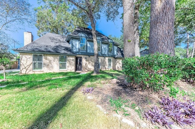 Building Photo - 3511 Tree Ln