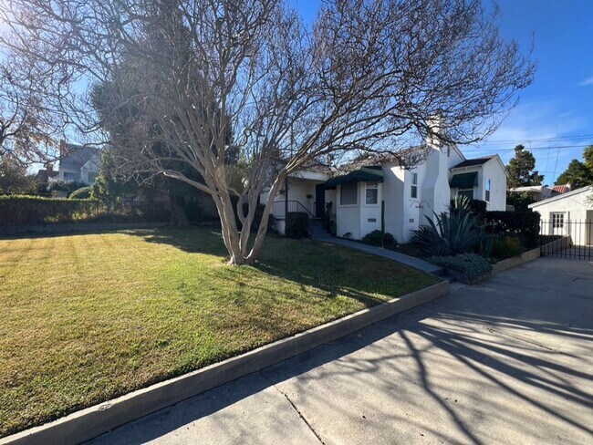 Primary Photo - Beautiful 2bd/1ba House!