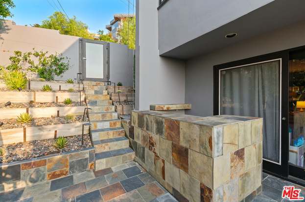 Building Photo - 3288 Wrightwood Dr