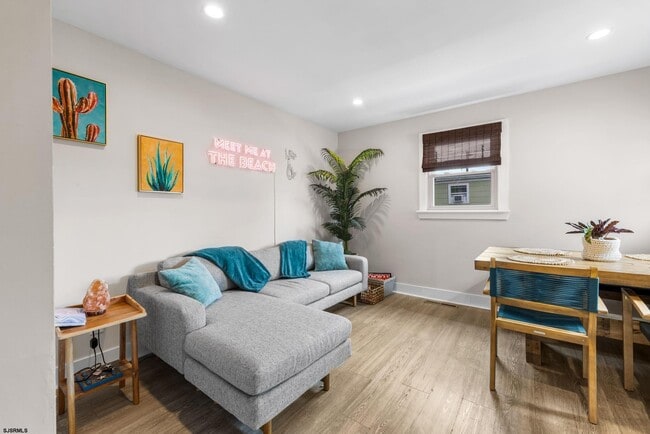 Building Photo - 159 Sheridan Square