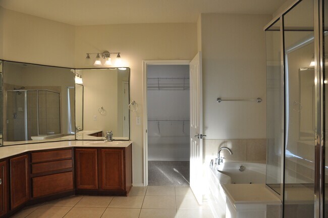 Building Photo - 5510 W Terrace Gable Cir