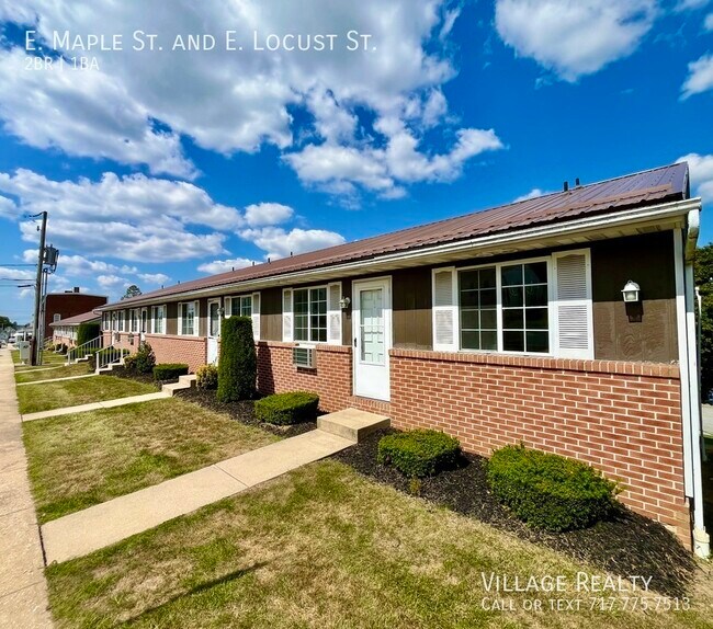 Building Photo - 361 E Maple St