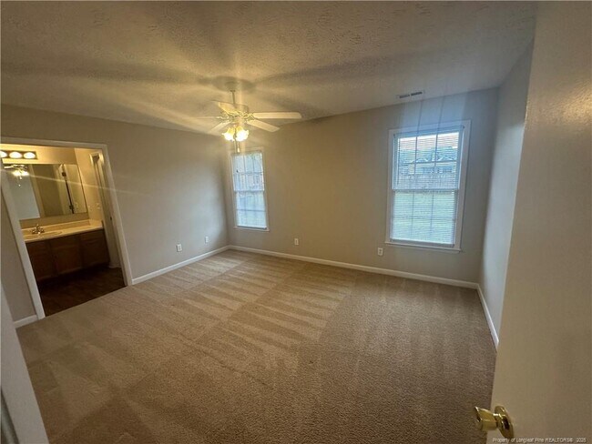 Building Photo - 7850 Penelope Dr