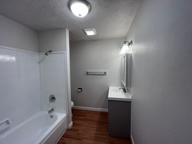 Building Photo - Modern Ontario Apartment