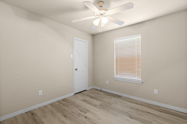 Building Photo - 2936 Palomino Trail