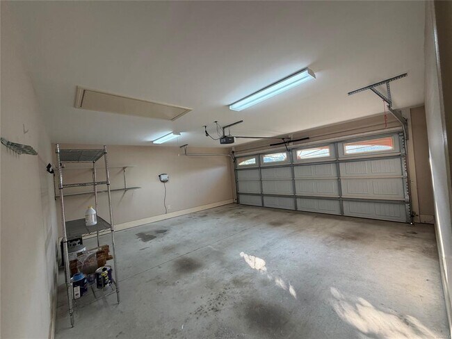 Building Photo - 57 Calcite Ln