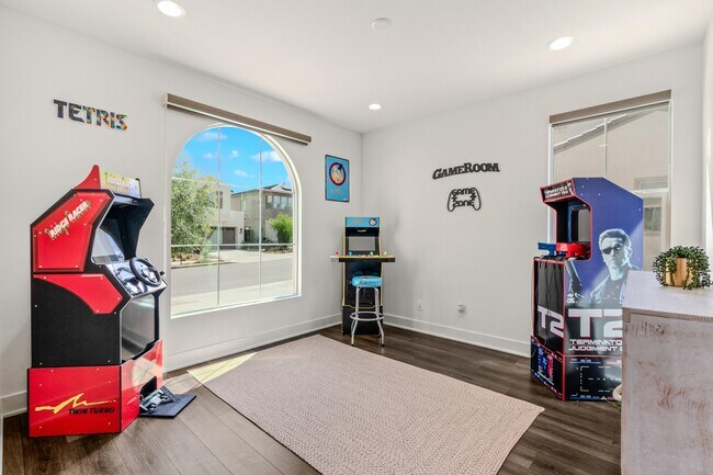 Building Photo - 35821 Cannon Dr