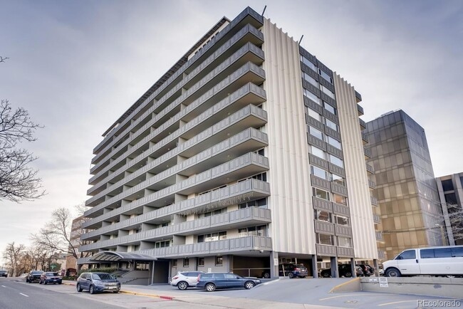 Building Photo - Great Barrington Condo