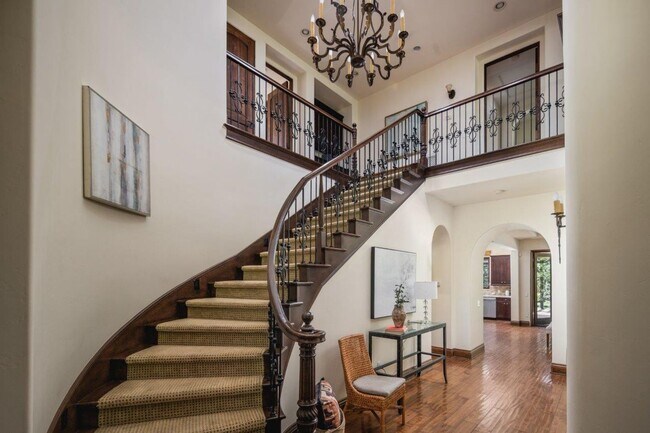 Building Photo - The Bluff's Coastal Living 3 bdrm Luxury Home