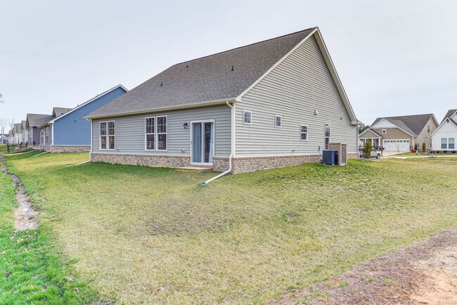 Building Photo - 1706 Mainsail Ln