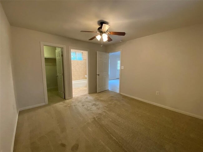 Building Photo - 1516 Lisa Dr