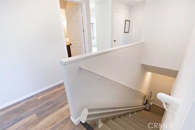 Building Photo - 8 New Chardon