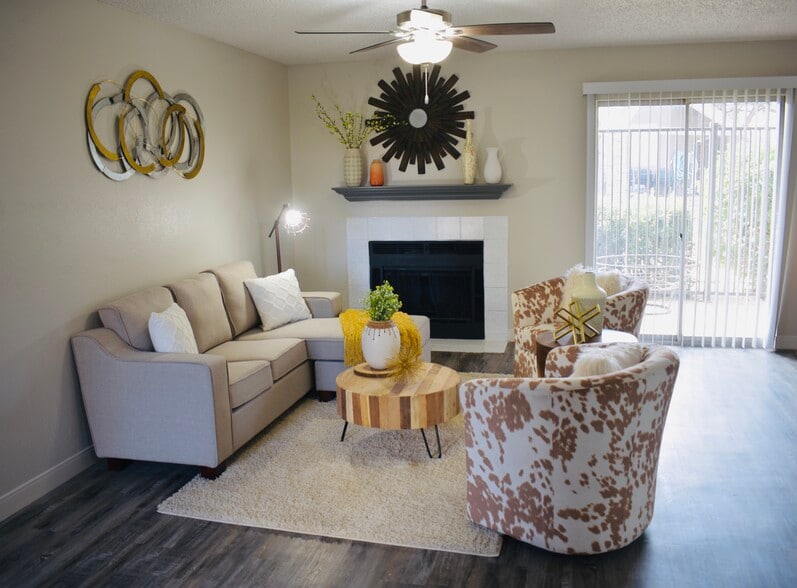 Primary Photo - Saddlewood Apartments