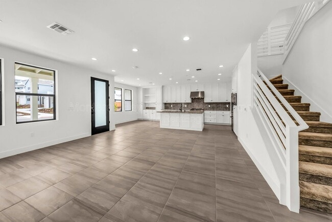 Building Photo - 111 Sea Shell Ave