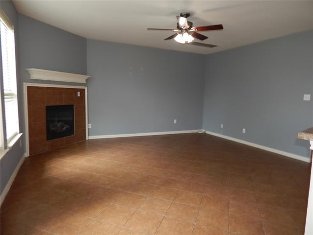 Building Photo - 2865 Laurel Oak Dr