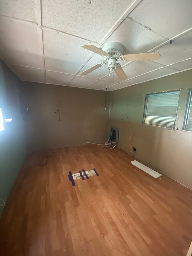 Building Photo - 2900 FL-17