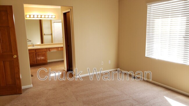 Building Photo - 4681 Tetman Ln