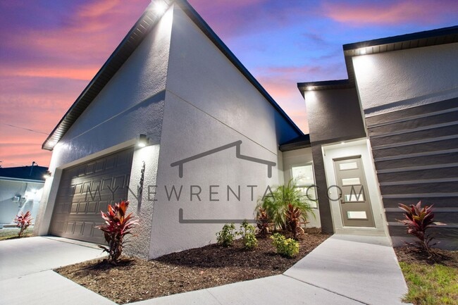 Building Photo - Deposit-Free! Modern, energy efficient hom...