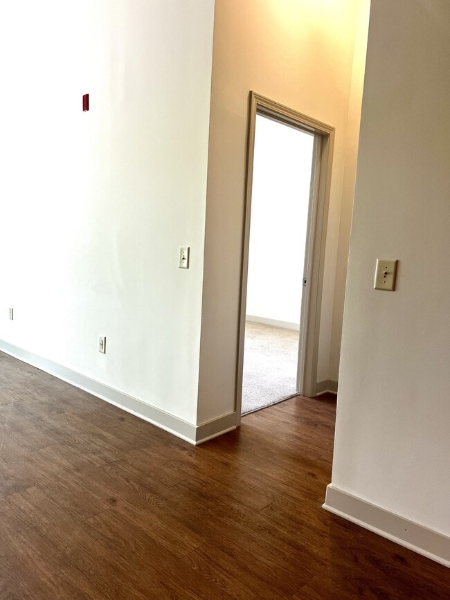 Building Photo - 601 Sylvan Hts Wy