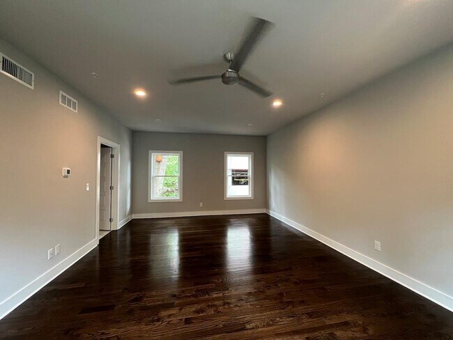 Building Photo - 1819 Huntington Hills Ln NW