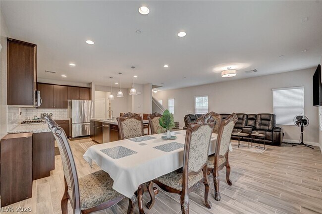 Building Photo - 277 Persistence Ct