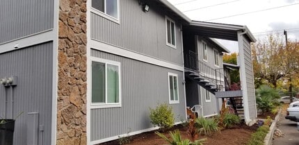 Building Photo - Updated 1BD Apartment Near Downtown with Balcony & Modern Kitchen Updates off street parking