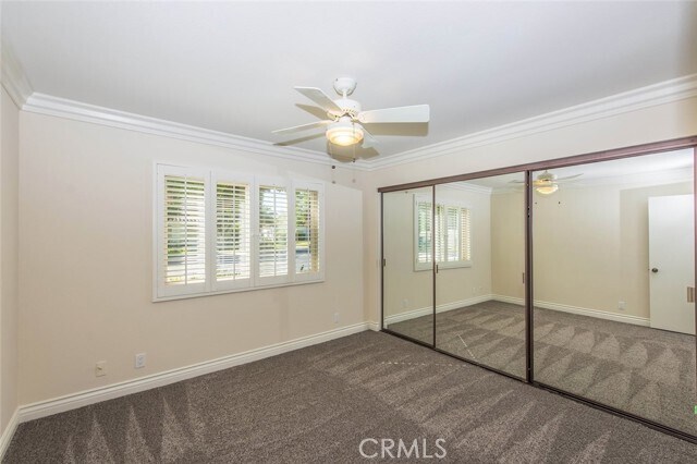 Building Photo - 1 Navarre