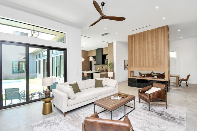 Building Photo - 5414 John Dreaper Dr