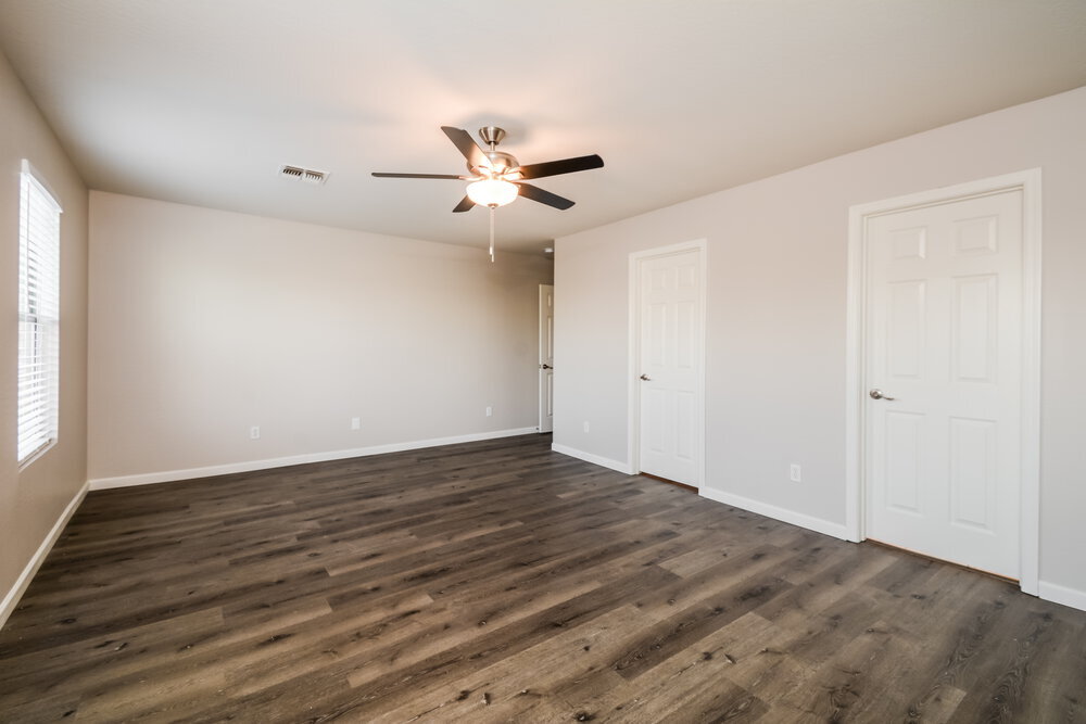 Building Photo - 3202 S Justin Dr