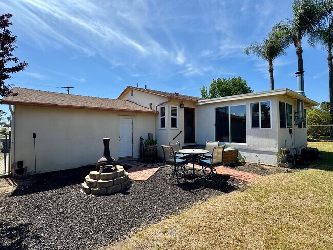 Building Photo - Upgraded, Charming House in La Mesa 2Bd/1Ba, Attached Garage, Large Backyard