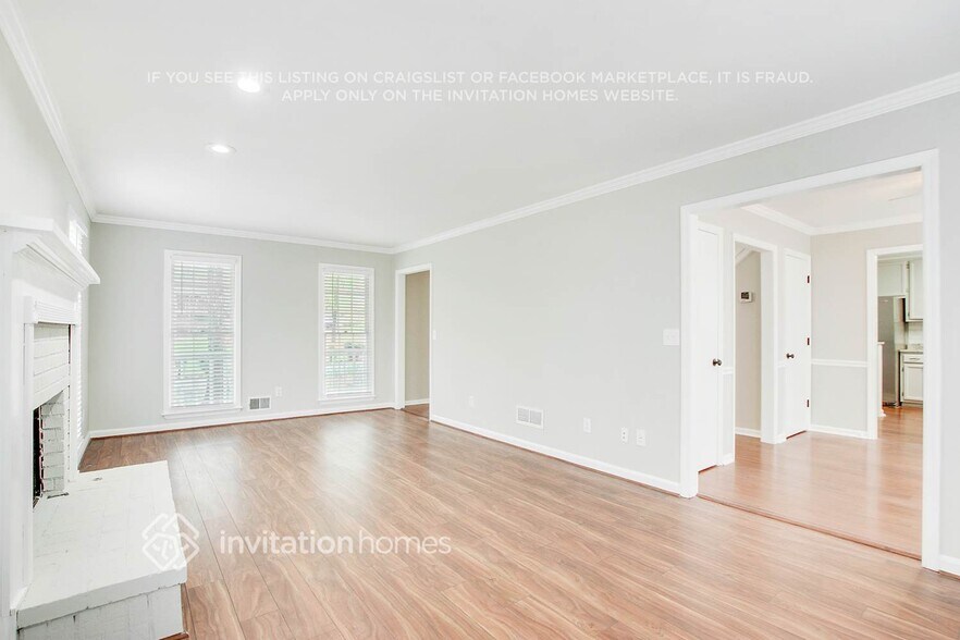 Building Photo - 2774 Douglas Ct