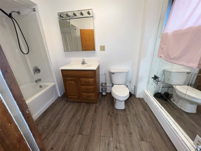 Building Photo - 4 Erie St