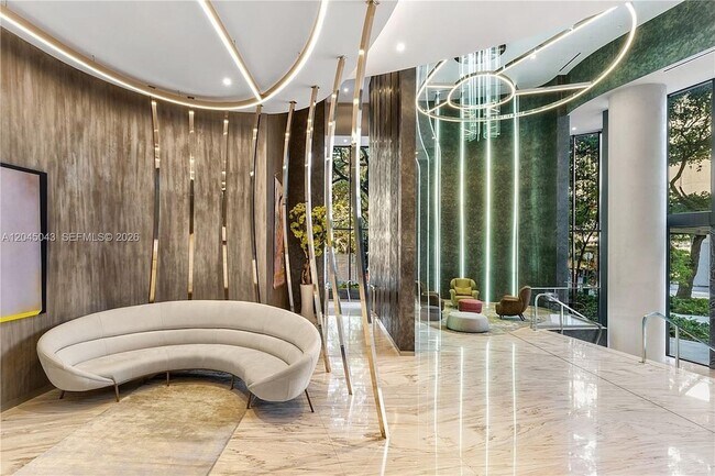 Building Photo - 1000 Brickell Plaza