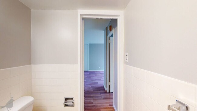 Building Photo - 1545 18th St NW