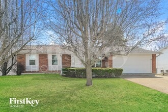 Building Photo - 706 Boca Chica Dr