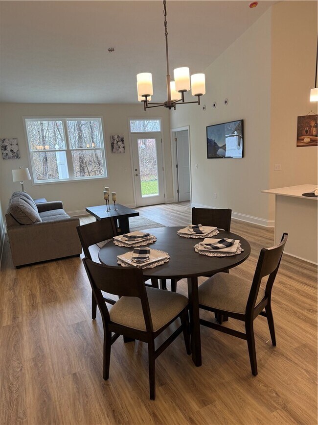 Building Photo - 6217 Blossom Ridge Cir