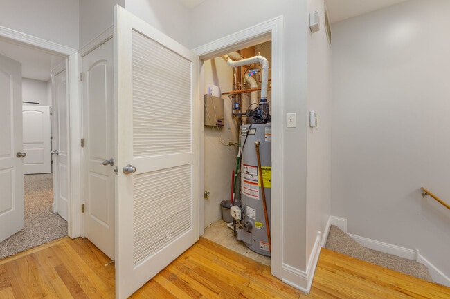 Building Photo - 31 E 26th St