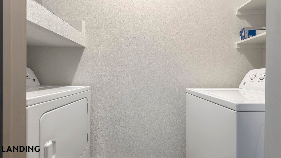 Building Photo - 12500 Shadowglen Trce