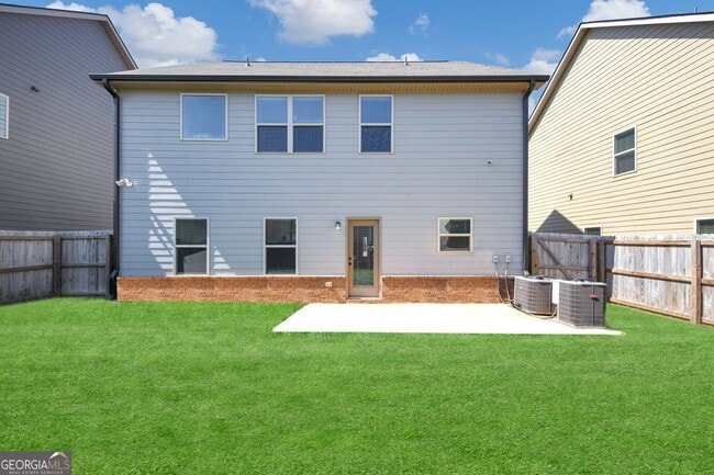 Building Photo - 2375 Walker Dr