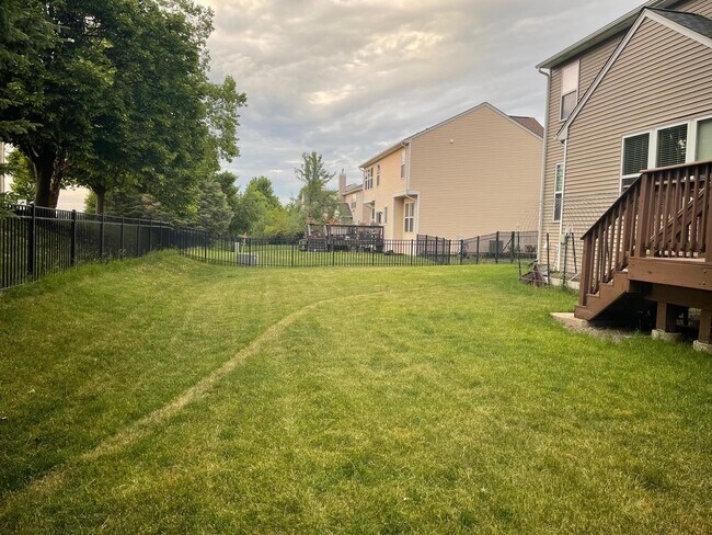 Building Photo - 159 Chapin Way