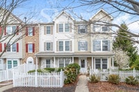 Building Photo - Coming HOME never felt so good!